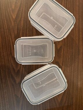 Brand New Set of 3 Clear Plastic Food Storage Containers with Gray Seals
